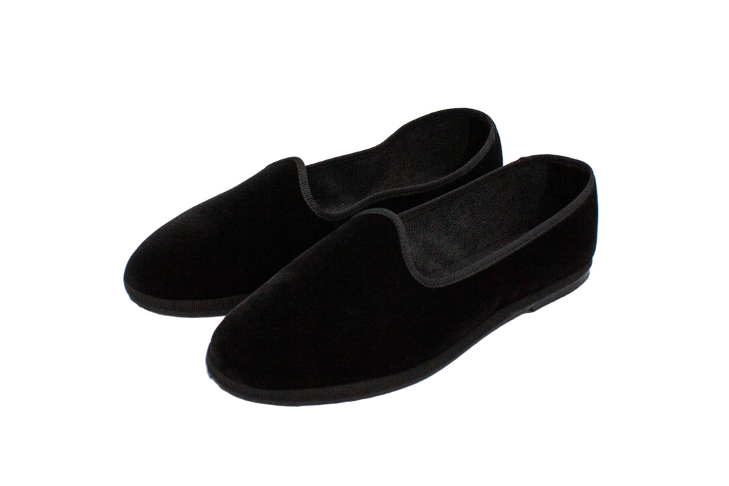 Structured black velvet slippers