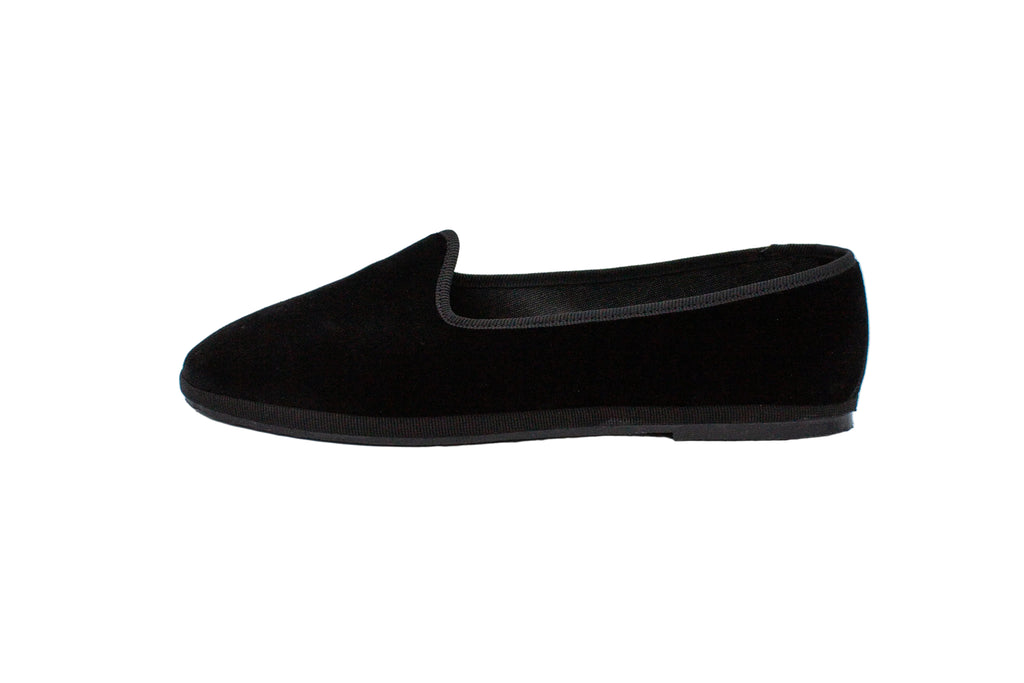 Structured black velvet slippers
