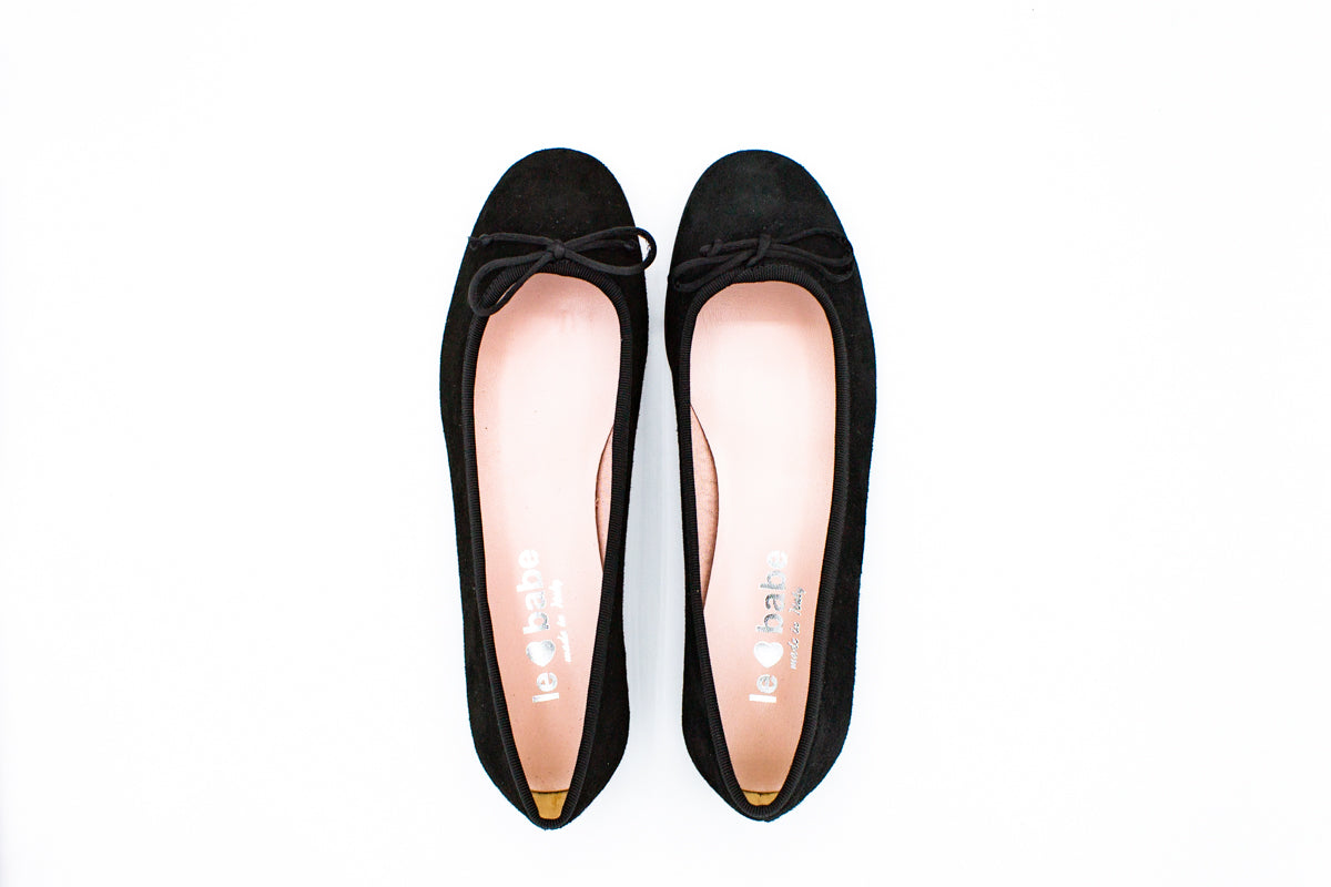 Ballerine in camoscio con punta arrotondata nero