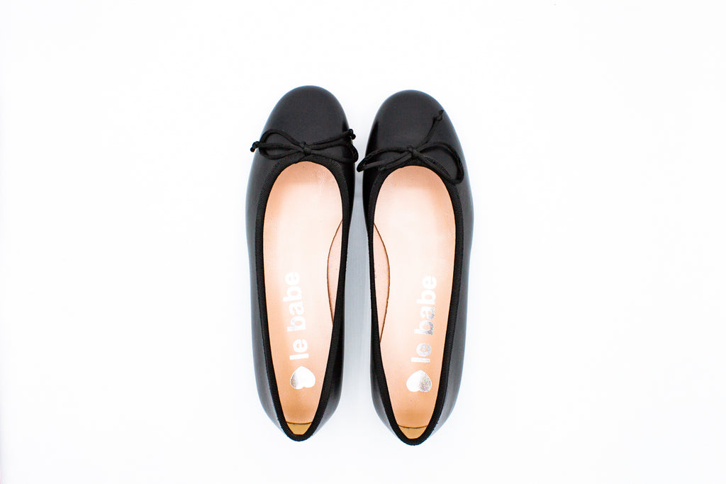 Ballerine in pelle con punta arrotondata nero