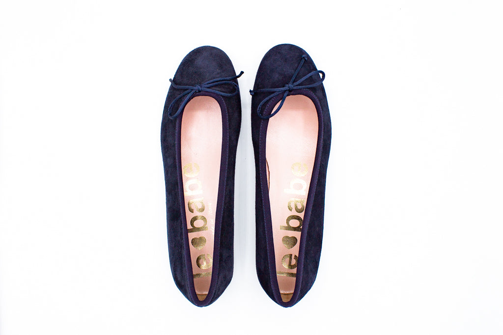 Ballerine in camoscio con punta arrotondata blu