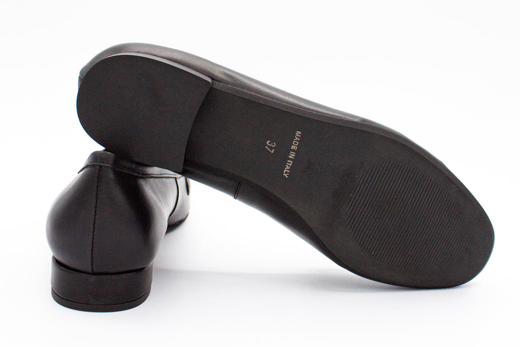 Black leather loafers with buckle