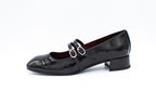 Patent leather court shoes with two straps
