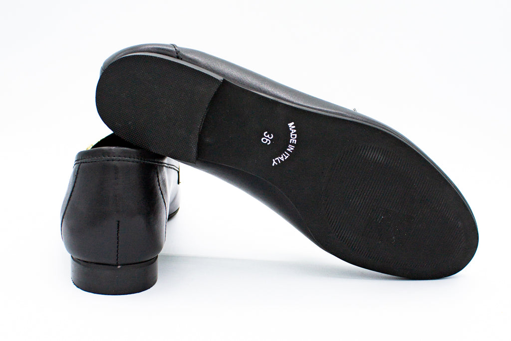 Leather loafers with clamp
