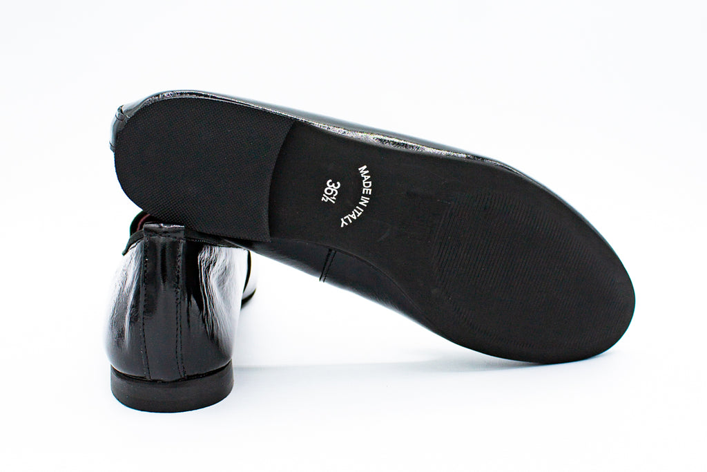 Slip on in vernice nero