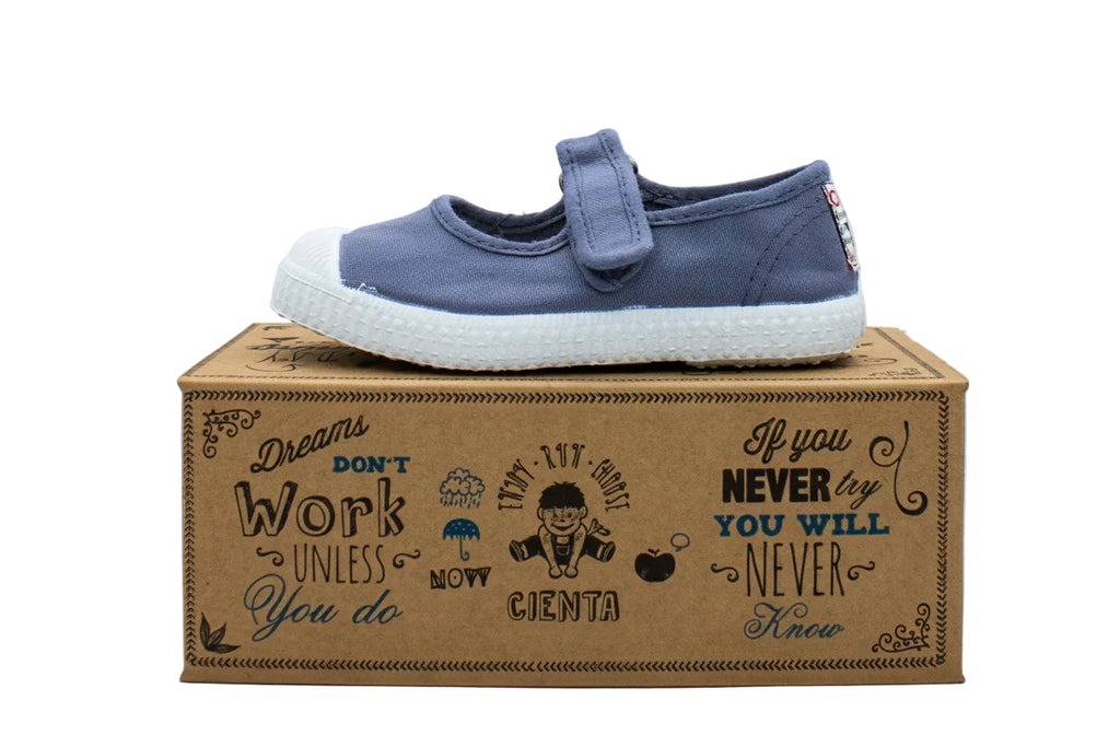 Cotton ballerinas with Velcro for girls in sky blue