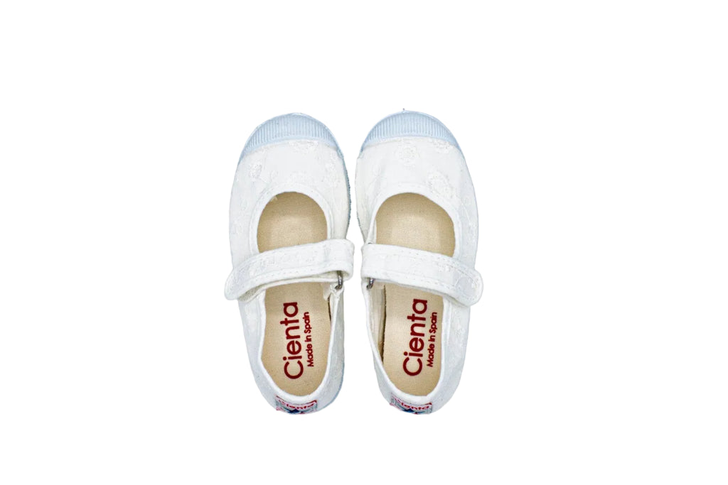 Cotton ballerinas with Velcro for girls in white lace