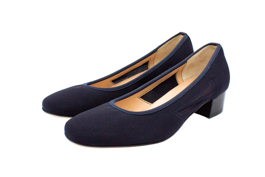 Mesh fabric pump with 3 cm heel in blue