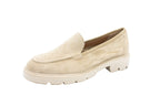 Mocassini in camoscio con suola carrarmato beige