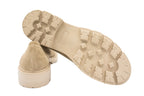 Mocassini in camoscio con suola carrarmato beige