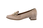 Pointed loafers with beige suede buckle