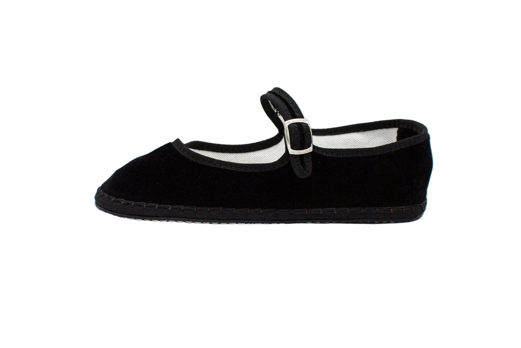 Black velvet Friulane with strap