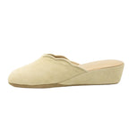 Pantofole con smerlo in camoscio beige