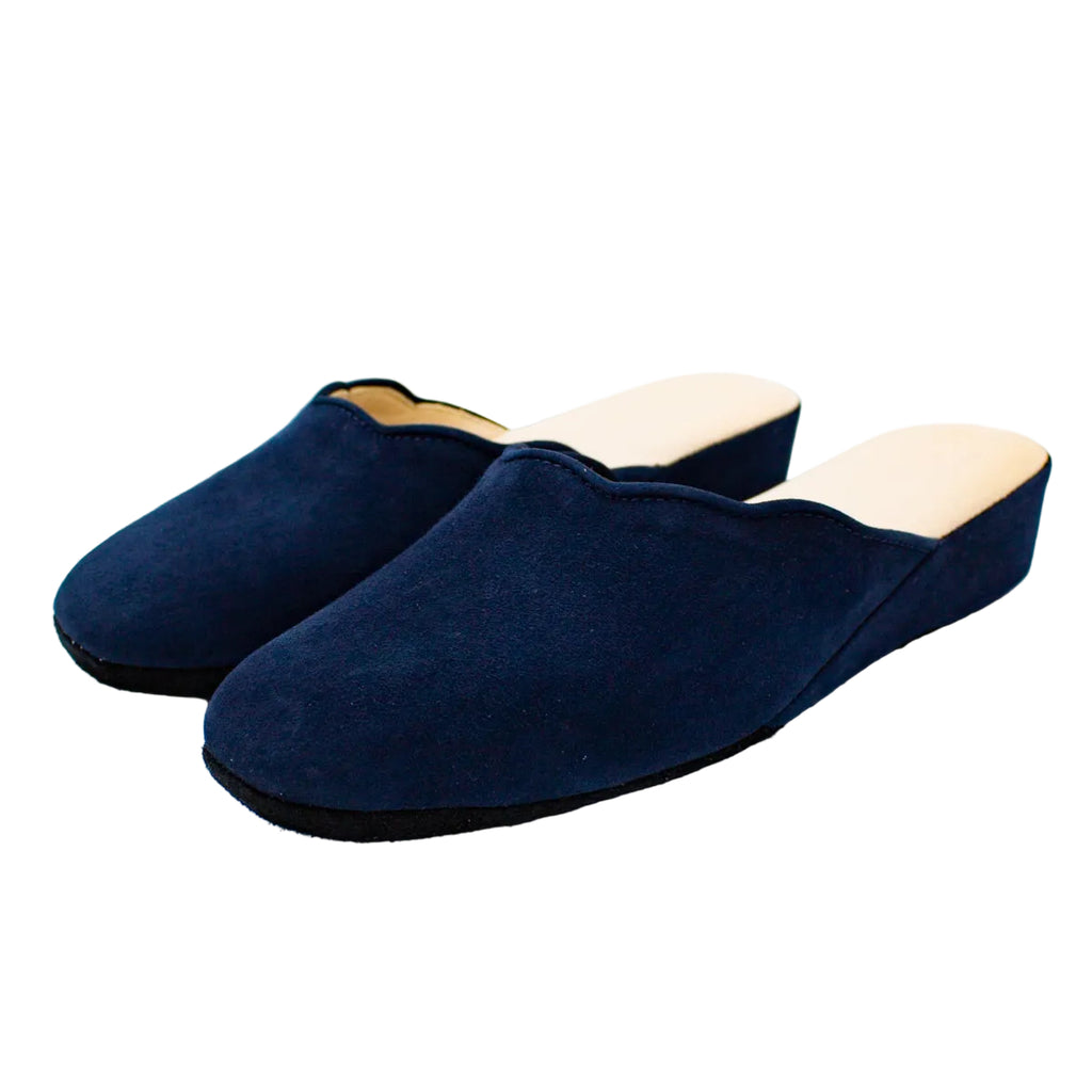 Pantofole con smerlo in camoscio blu