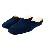 Pantofole con smerlo in camoscio blu