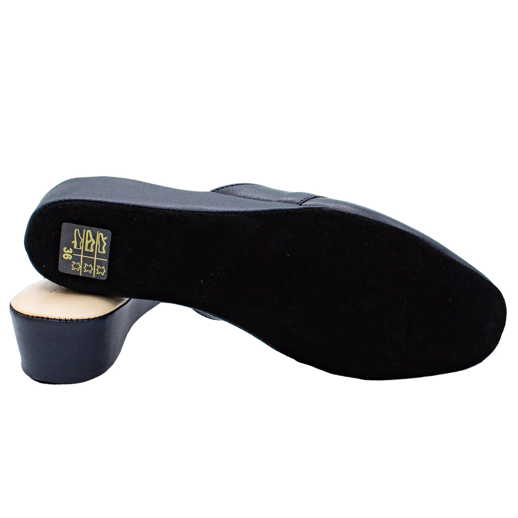 Pantofole con morsetto in nappa blu