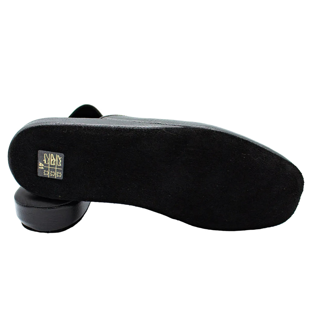 Karibu slipper