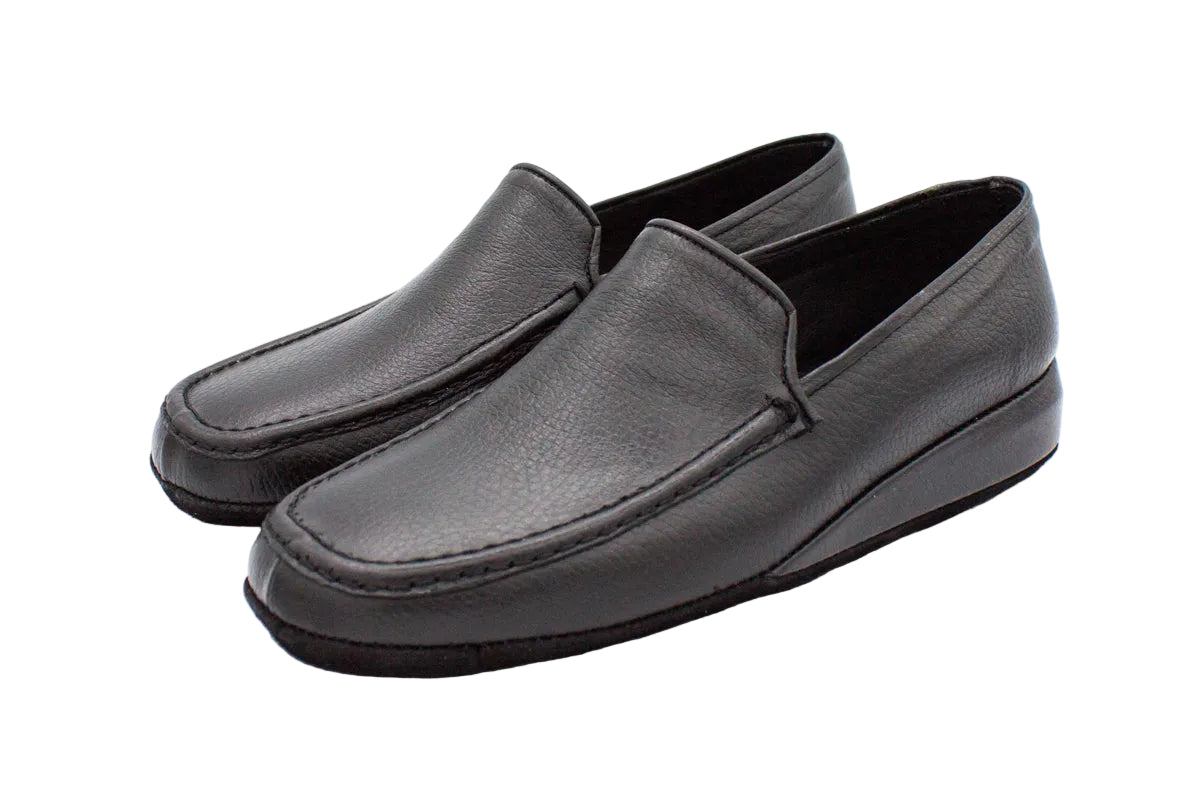 Closed slipper in karibu