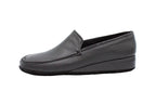 Closed slipper in karibu