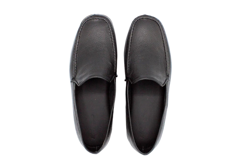 Closed slipper in karibu