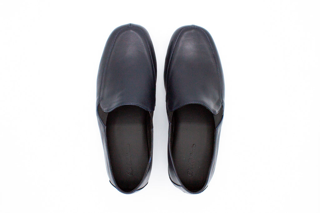 Closed Leather Slipper