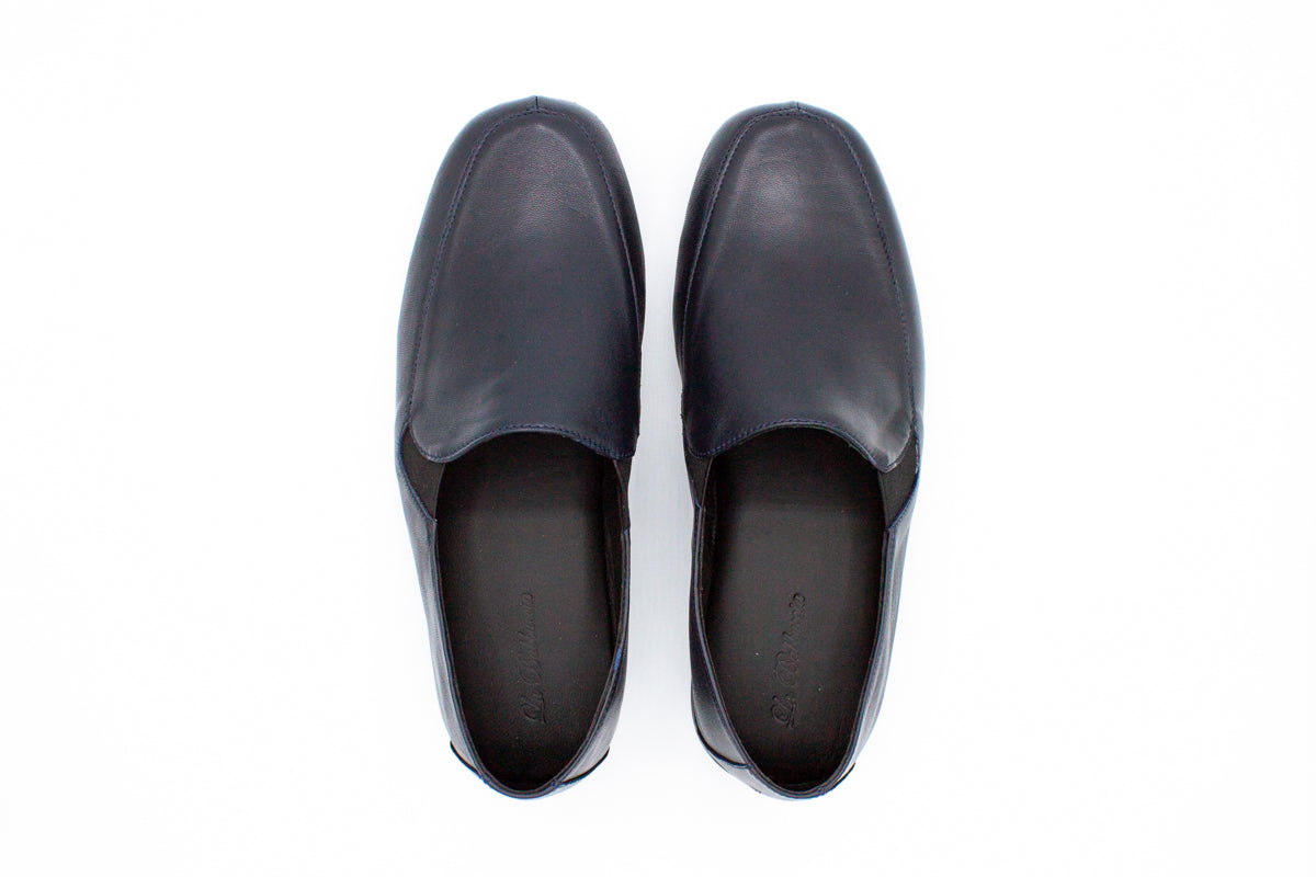 Closed Leather Slipper