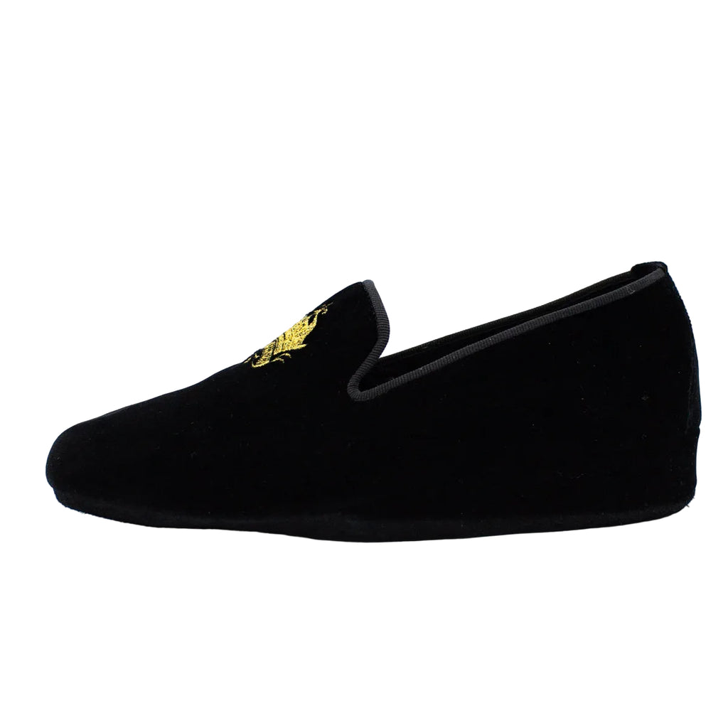 Closed velvet slipper with crown