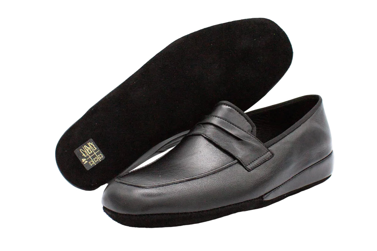 Pantofole da uomo in pelle nero con mascherina