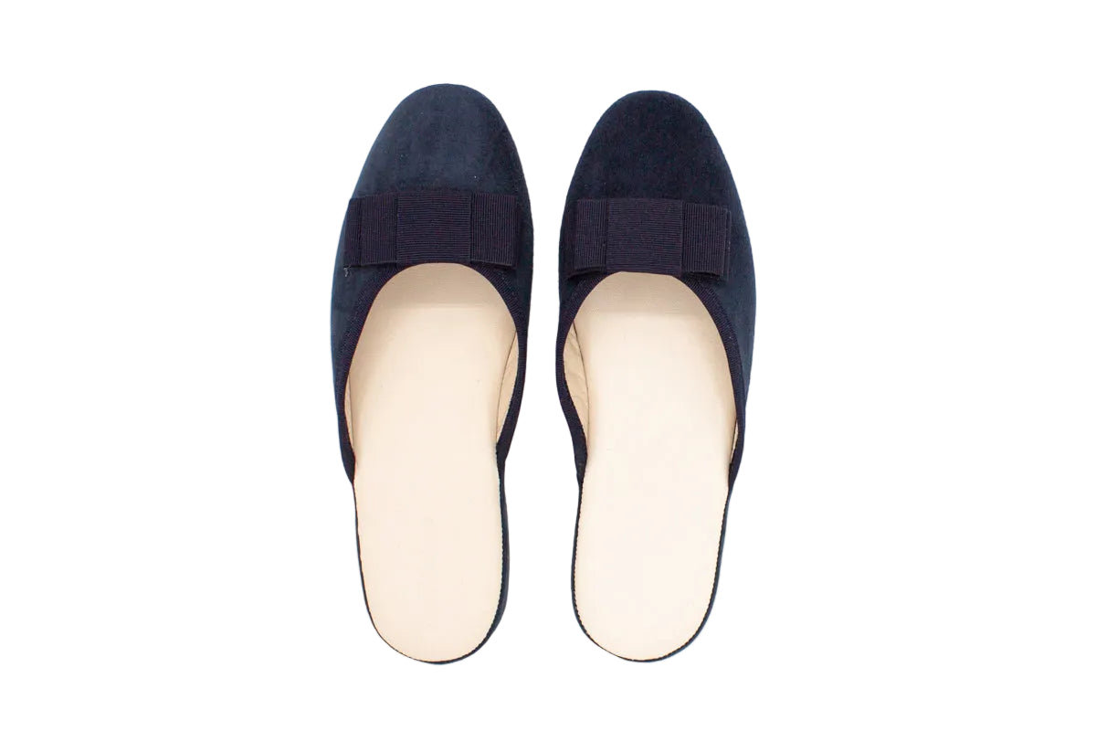 Pantofole pianelle in camoscio blu con fiocco