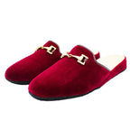 Pantofole in velluto bordeaux con morsetto
