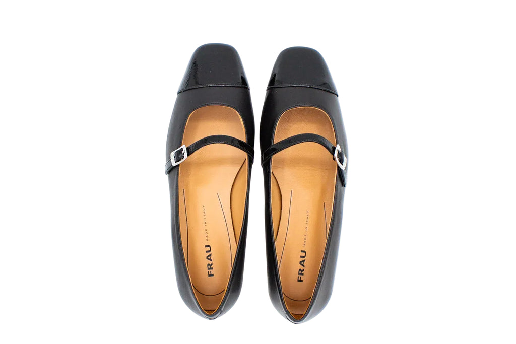 Ballerine con cinturino nero