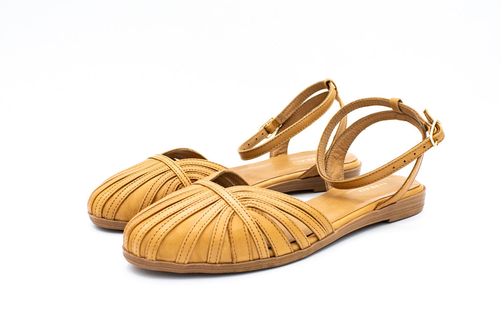 Sandali ragnetto in pelle caramello