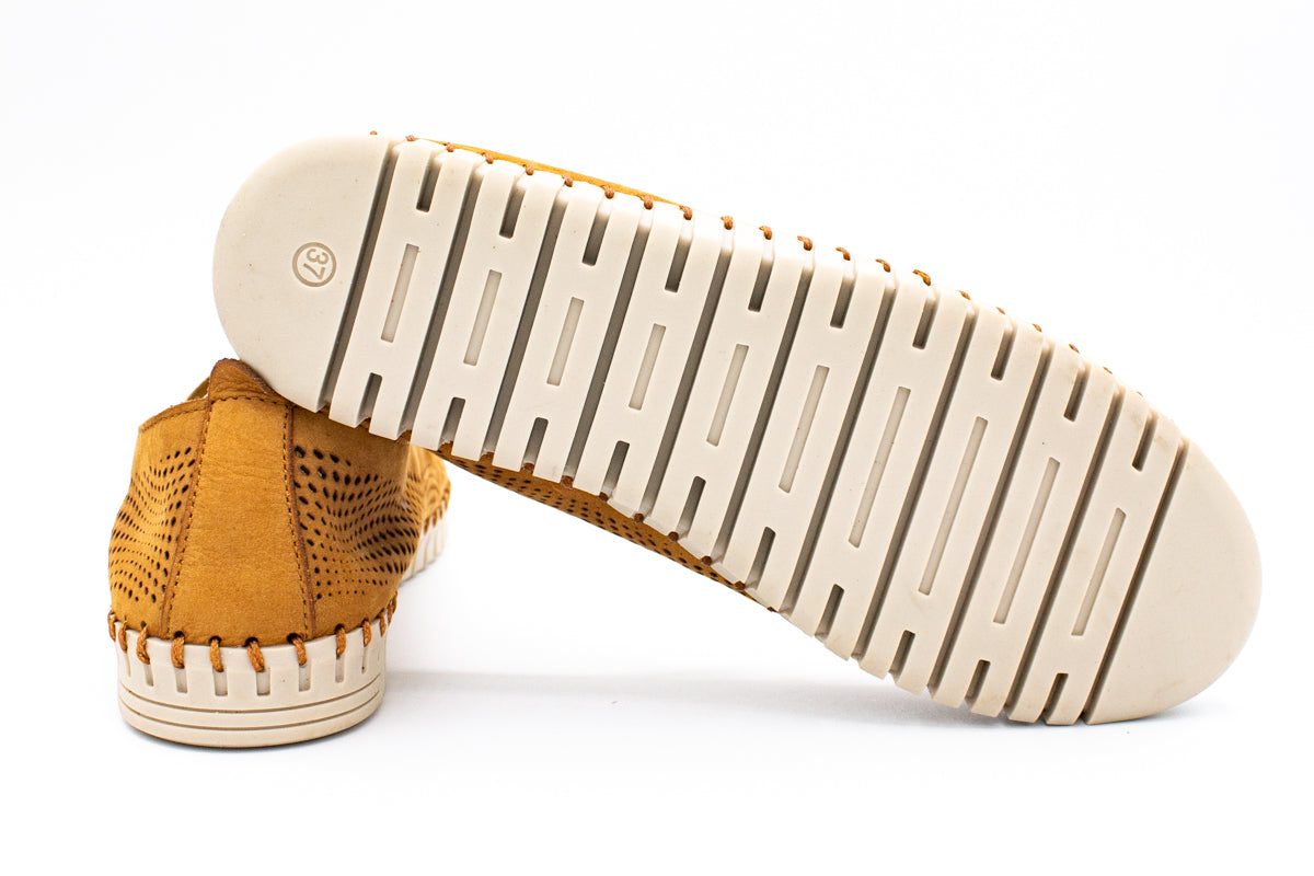 Perforated nubuck ballet flats with elastic straps