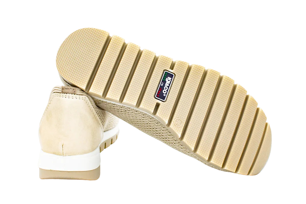 Platinum knit slip-on with removable insole