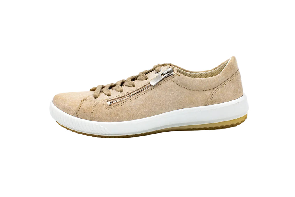 Sneakers in camoscio con cerniera e plantare estraibile