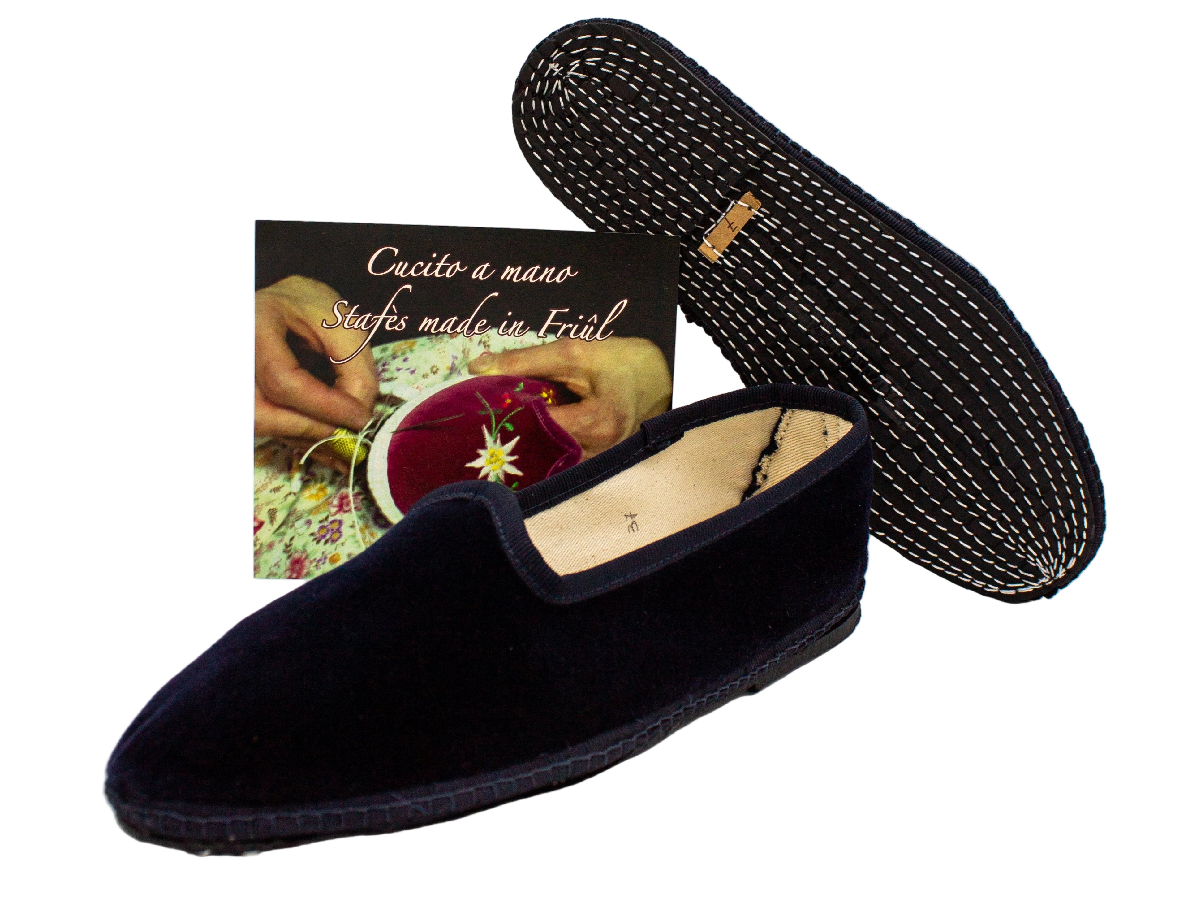 Friulane donna in velluto blu