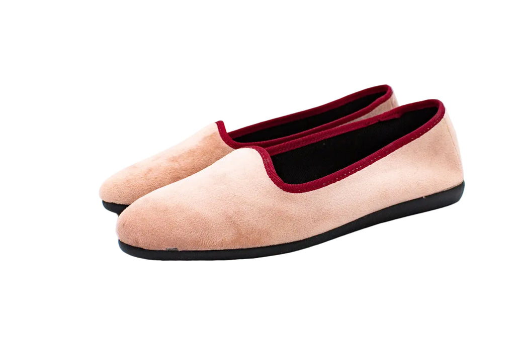 Frida pink Friulane with burgundy trim