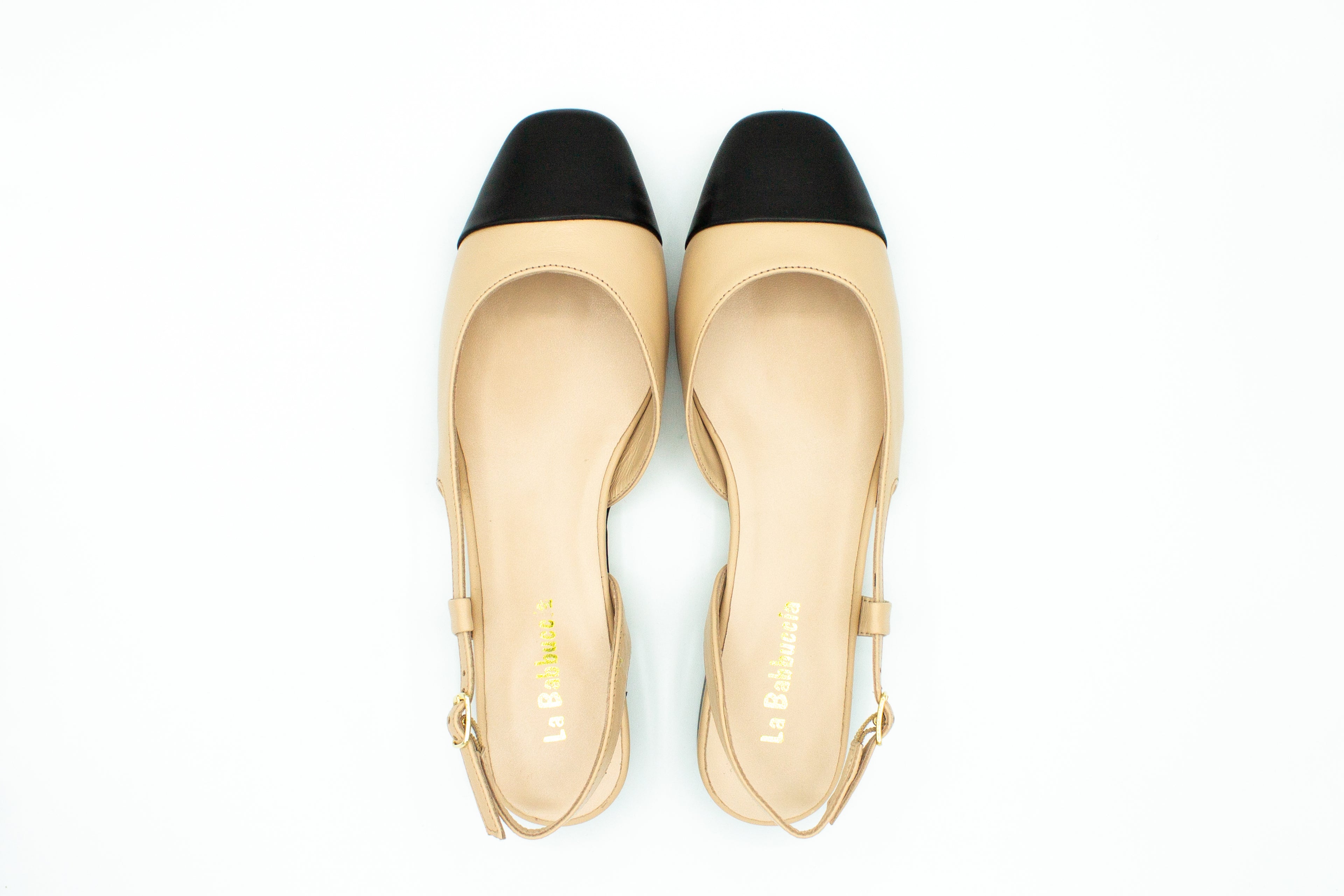 Slingback in pelle con punta a contrasto cipria nero