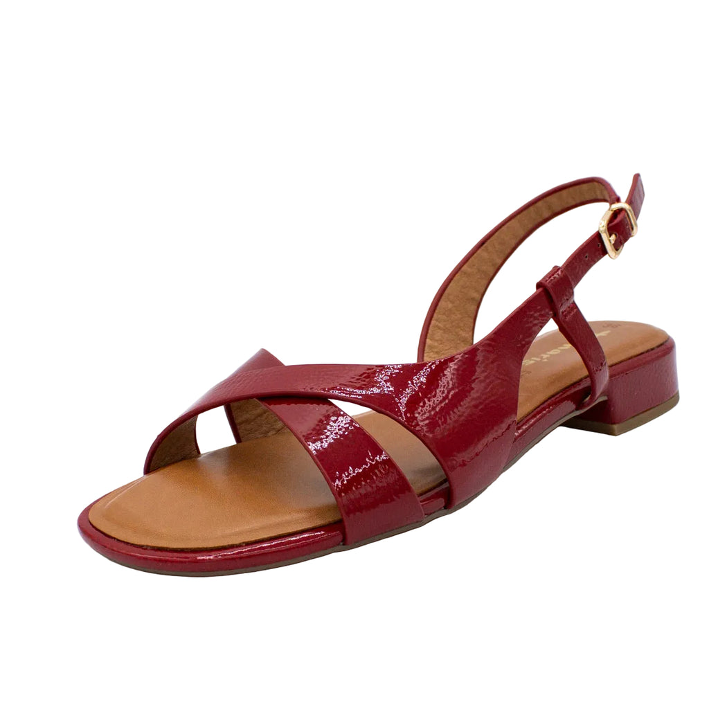 Sandali bassi donna in vernice rosso cherry