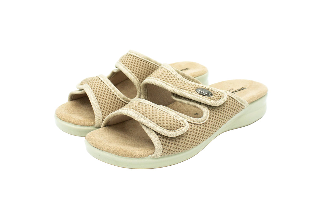 Ciabatte in tessuto con velcro beige