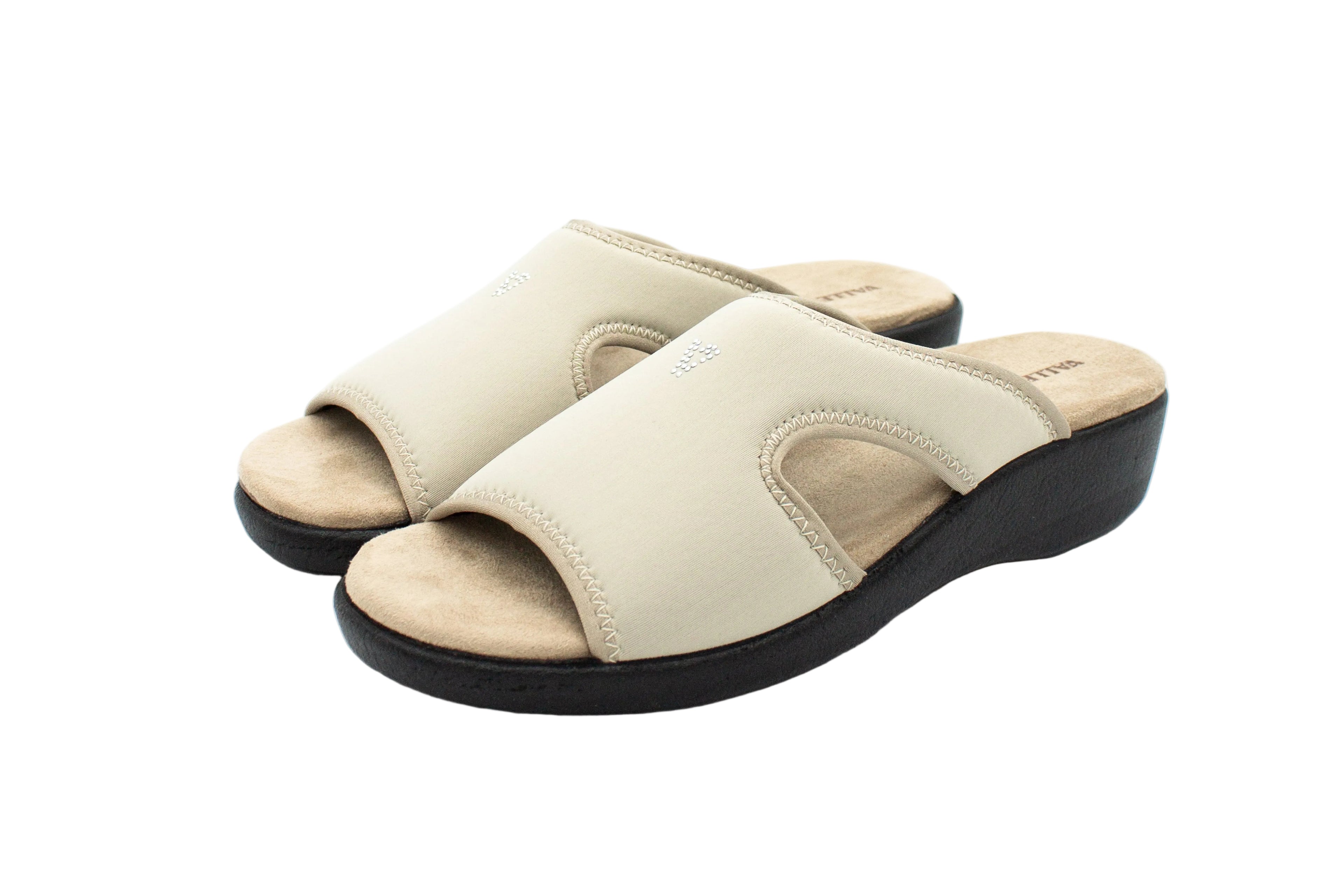 Ciabatte in tessuto elasticizzato con zeppa beige