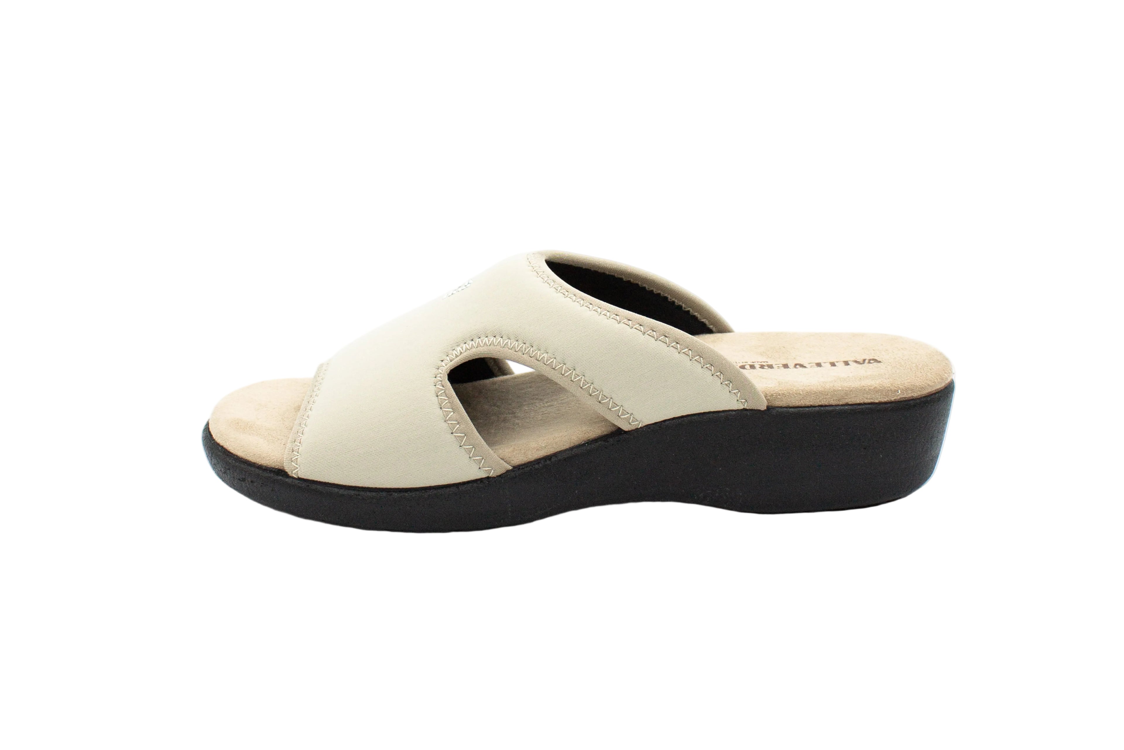 Ciabatte in tessuto elasticizzato con zeppa beige