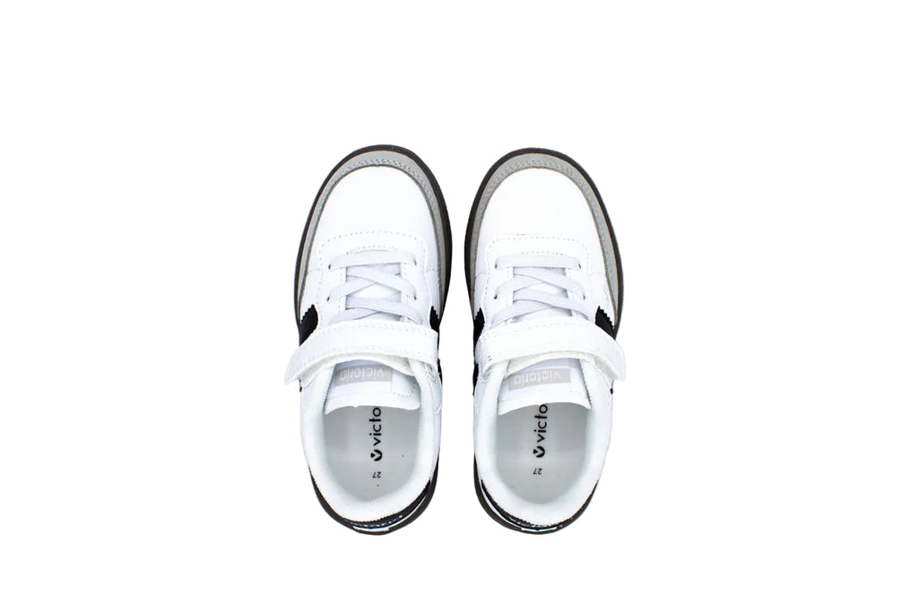 Sneakers with elastic laces and hook-and-loop closure