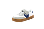 Sneakers with elastic laces and velcro