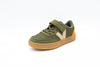 Sneakers with elastic laces and velcro